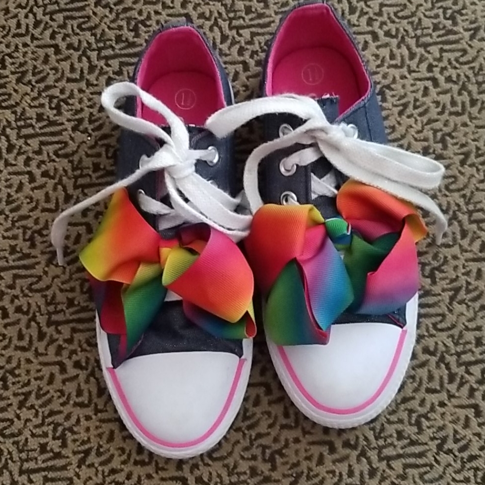 Jojo siwa sneakers with bow girls size 1.5